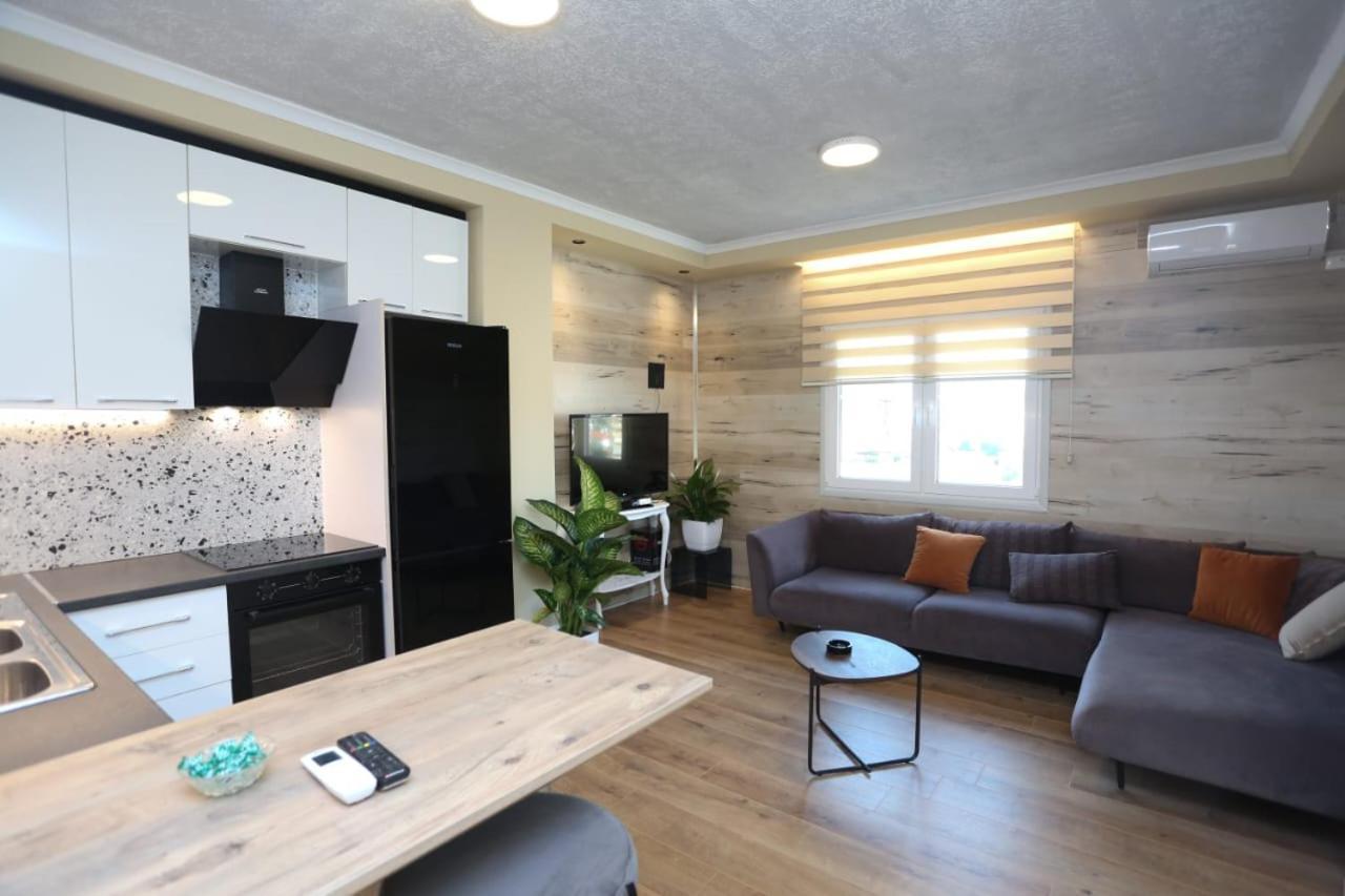 David Center Apartment Тирана Экстерьер фото