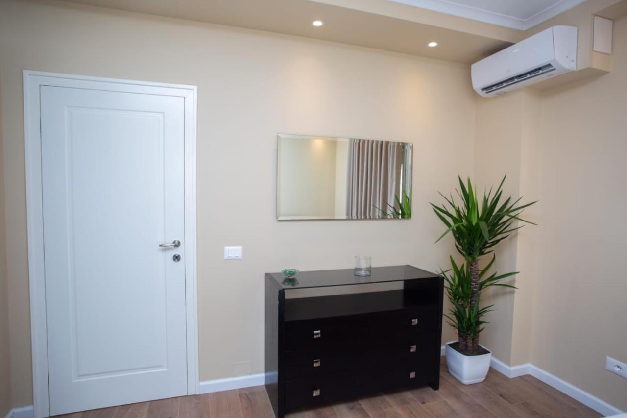 David Center Apartment Тирана Экстерьер фото